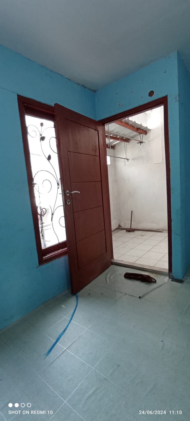 Rumah di Cipedak Jagakarsa, Siap Huni, Akses Jalan 1 Mobil