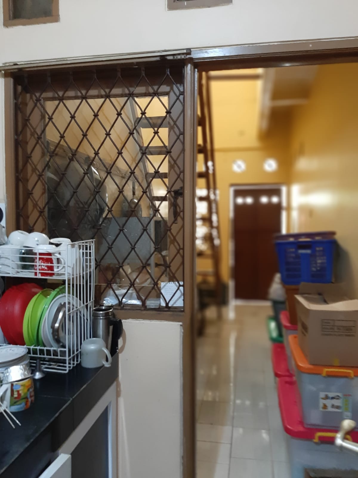 Dijual Rumah 2 Lantai di Larangan Ciledug, Jalan 2 mobil, Lingkungan Tenang, Nyaman dan  Tidak banjir