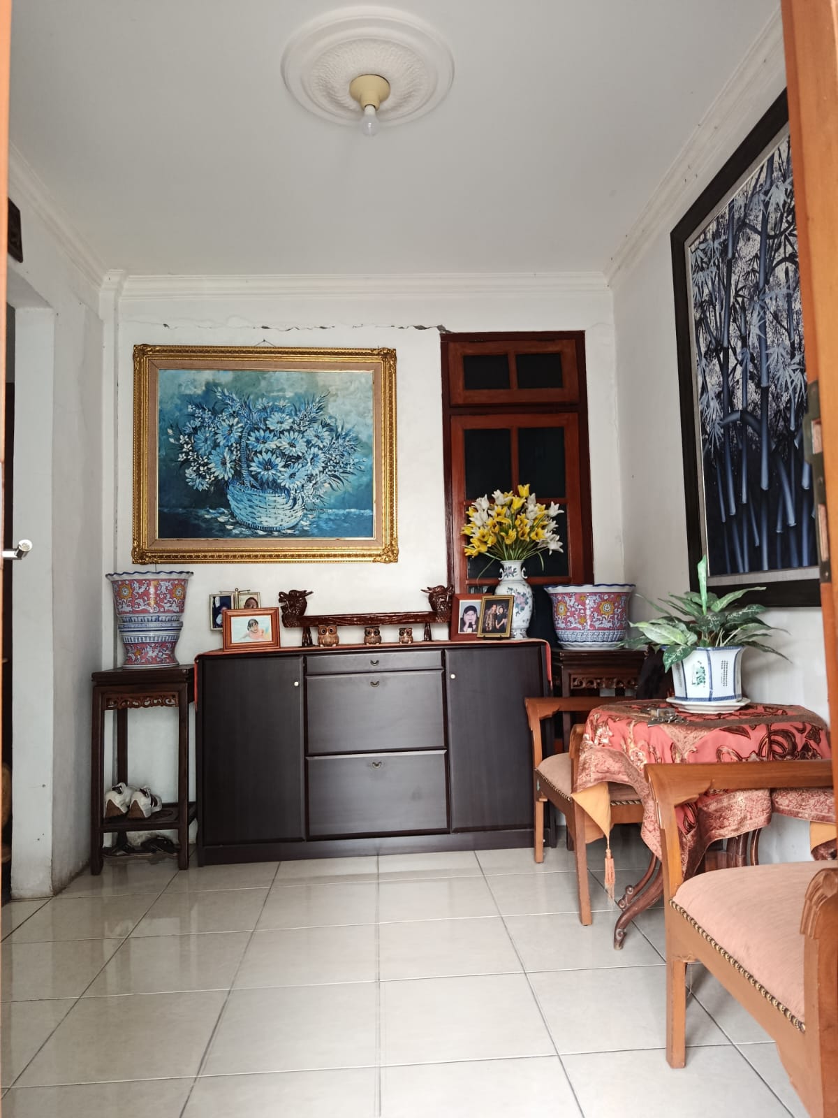 Rumah 2 Lantai di Ciputat, Dekat Pintu Tol Pamulang, Jalan Lebar 2 Mobil