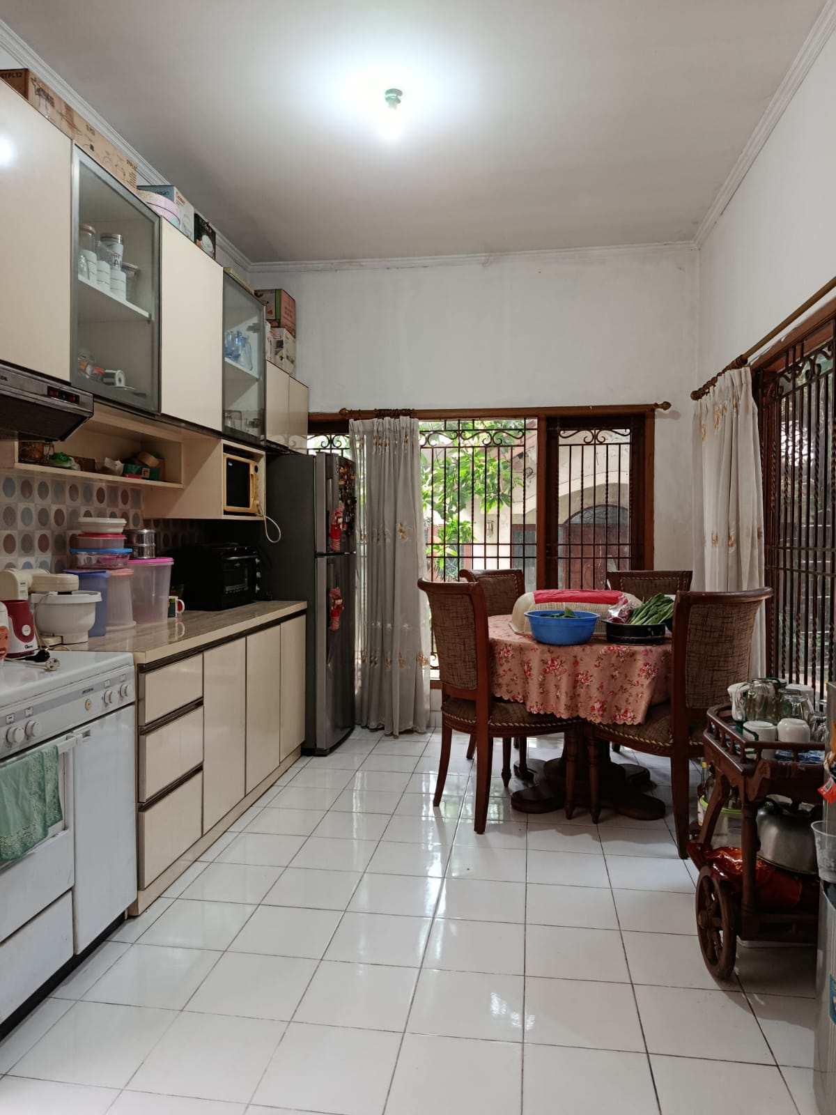 Rumah 2 Lantai di Ciputat, Dekat Pintu Tol Pamulang, Jalan Lebar 2 Mobil