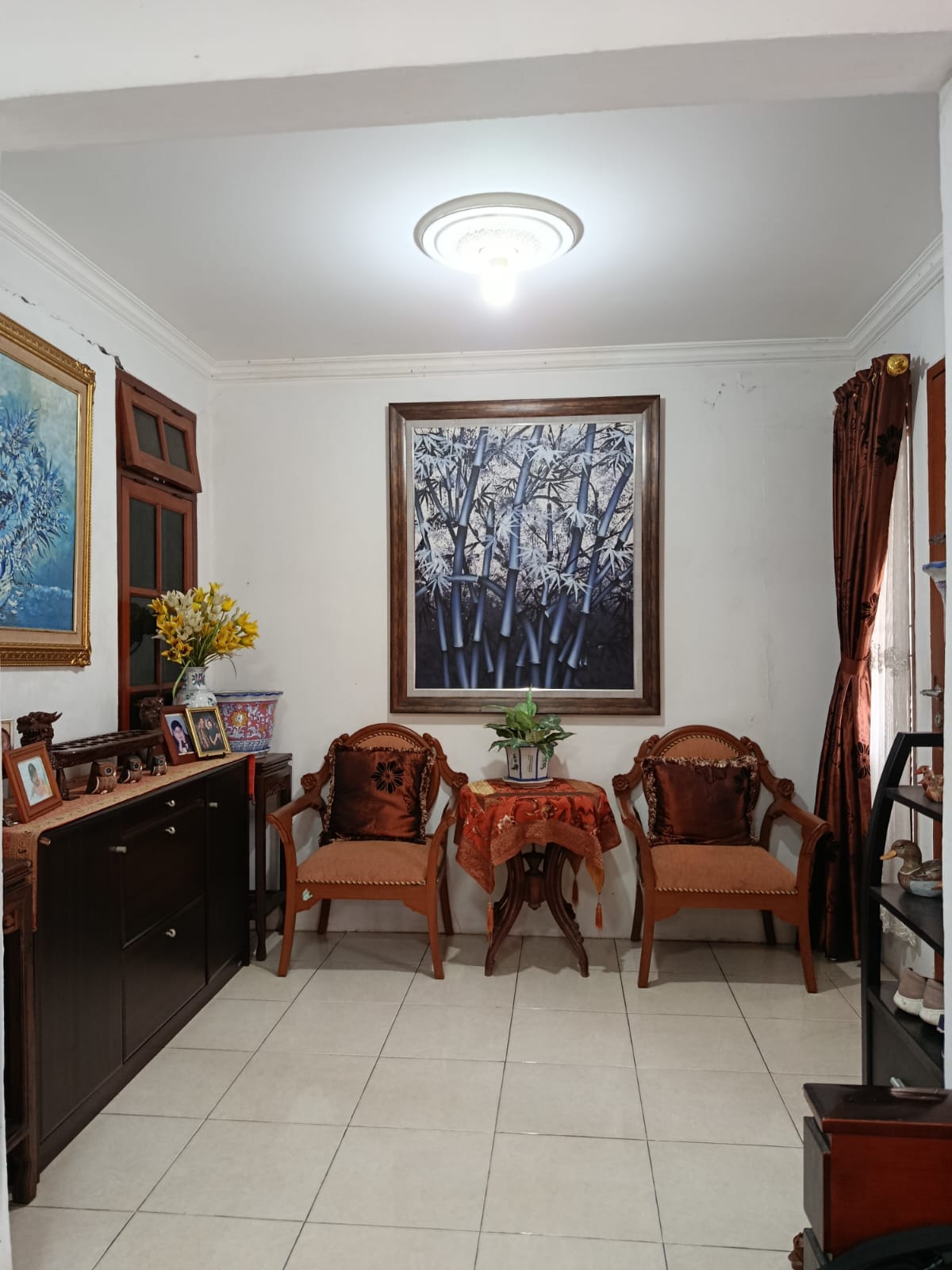 Rumah 2 Lantai di Ciputat, Dekat Pintu Tol Pamulang, Jalan Lebar 2 Mobil