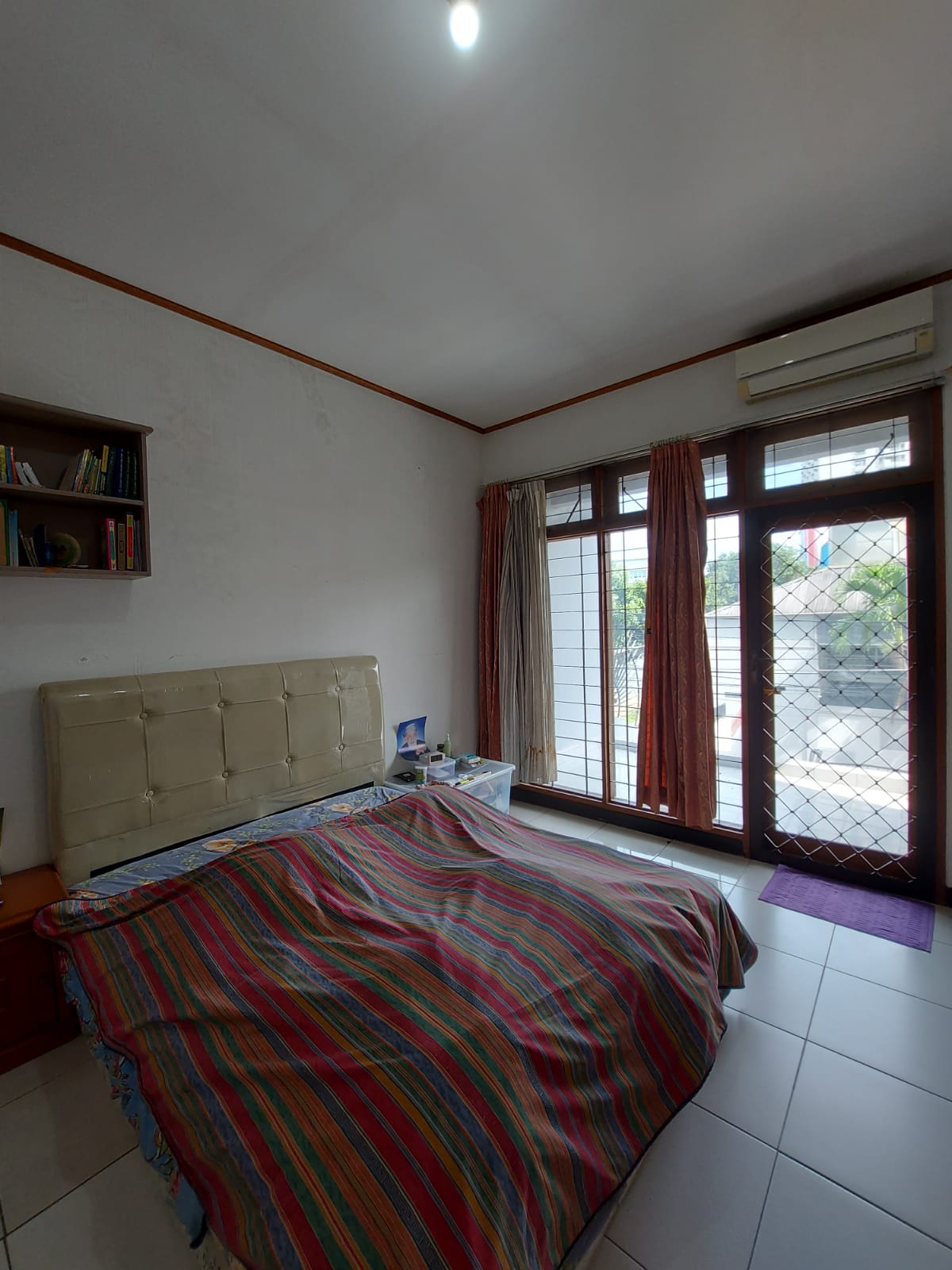 Rumah Dijual di Lebak Bulus, Harga Mendekati NJOP, Selangkah ke MRT Lebak Bulus