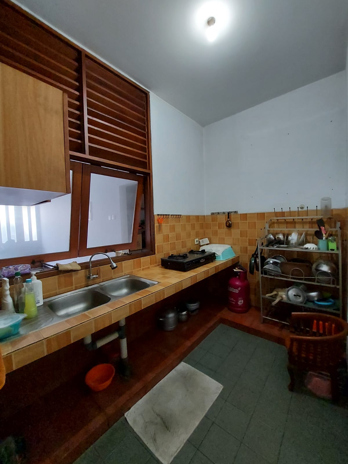 Rumah Dijual di Lebak Bulus, Harga Mendekati NJOP, Selangkah ke MRT Lebak Bulus