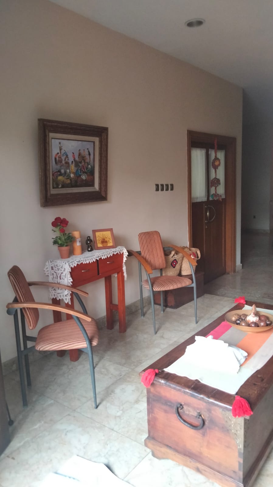 Rumah 2 Lantai Dalam Komplek di Pejaten, Design Arsitek, Lantai Marmer