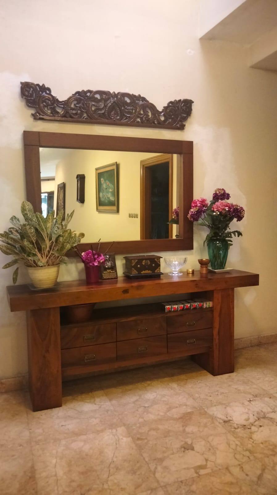 Rumah 2 Lantai Dalam Komplek di Pejaten, Design Arsitek, Lantai Marmer