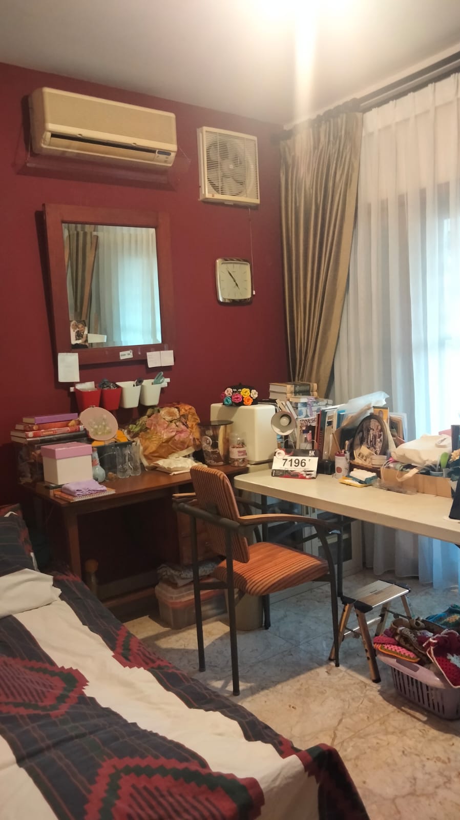 Rumah 2 Lantai Dalam Komplek di Pejaten, Design Arsitek, Lantai Marmer