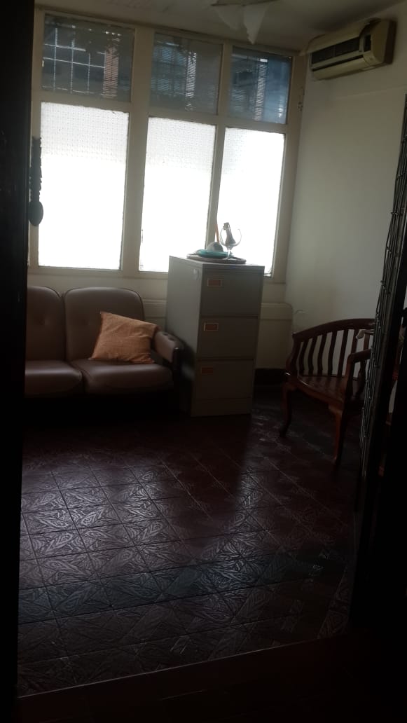 Dijual Rumah Lama di Sahajo, Akses Jalan 1 Arah