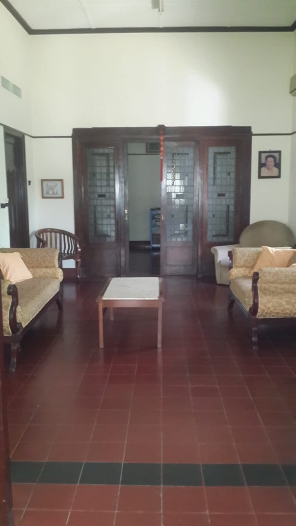 Dijual Rumah Lama di Sahajo, Akses Jalan 1 Arah