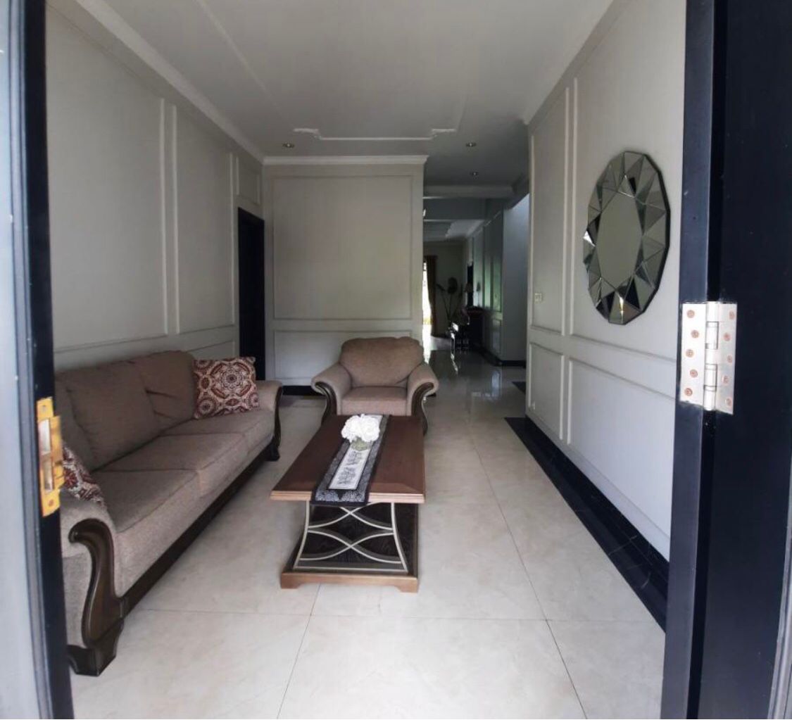 Dijual Rumah Modern Classic, Strategis, Dekat Veteran dan Pondok Indah