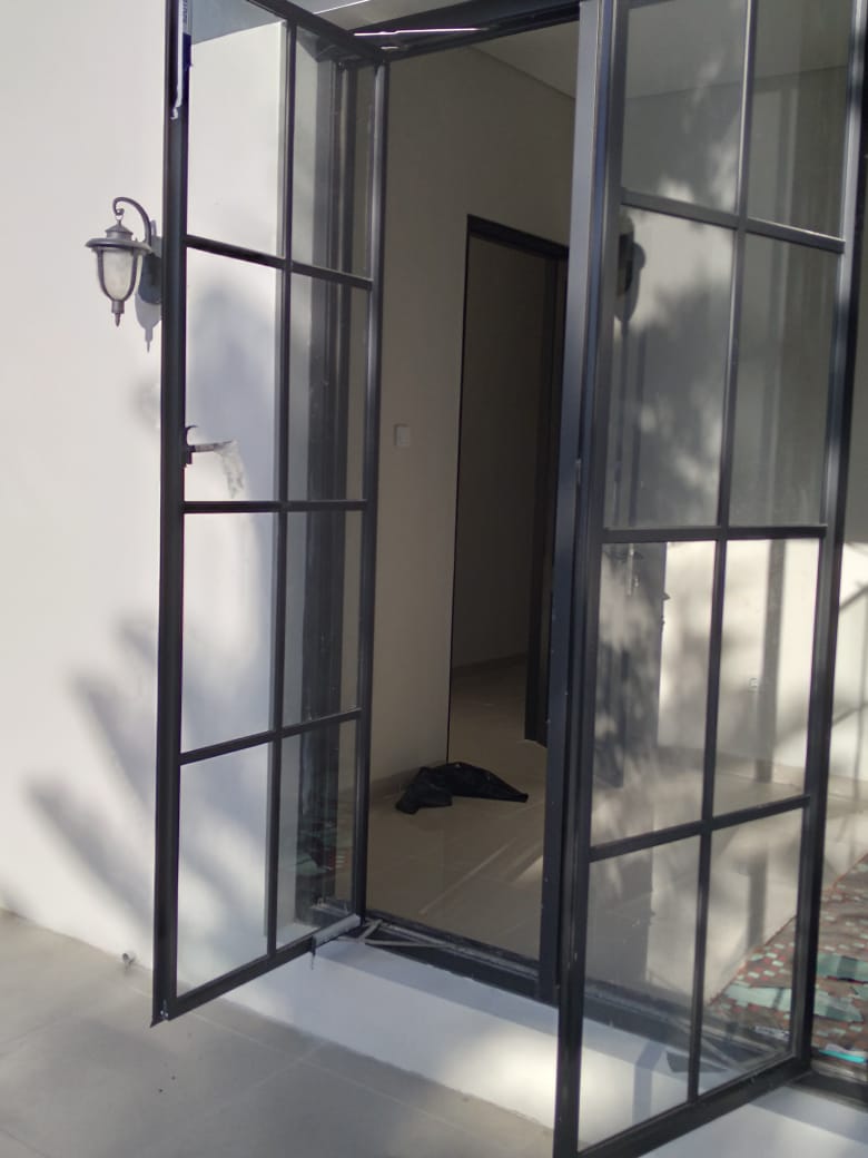 Rumah 2 Lantai Dijual di Villa Delima Lebak Bulus