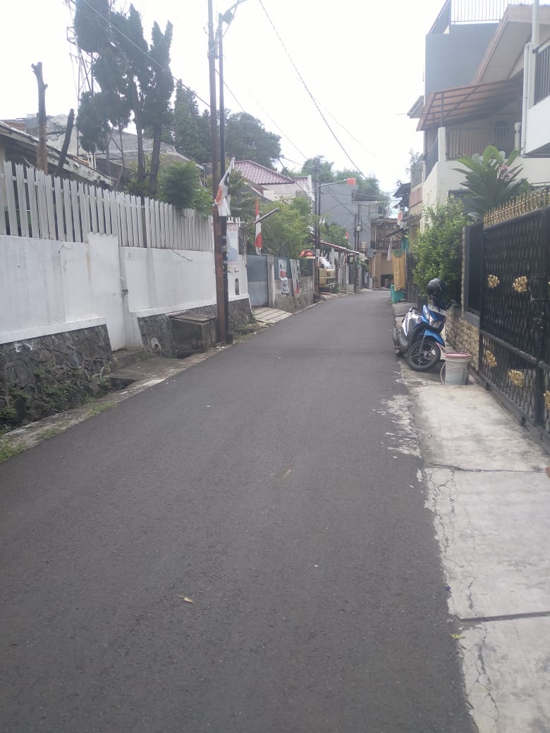 Rumah Dijual di Pondok Pinang, Rumah Lama, Butuh Renovasi