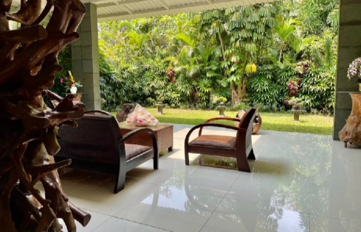 Rumah Dijual di Bintaro Sektor 5, Mewah, Luas