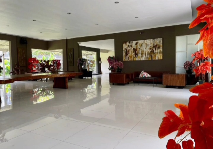 Rumah Dijual di Bintaro Sektor 5, Mewah, Luas