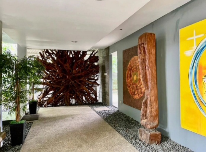 Rumah Dijual di Bintaro Sektor 5, Mewah, Luas