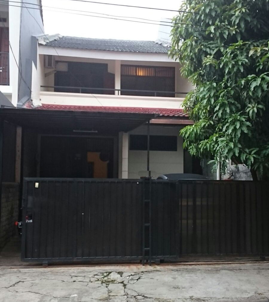Rumah Di Pondok Indah, Jakarta Selatan. Dekat Mall Pim 2. Langka