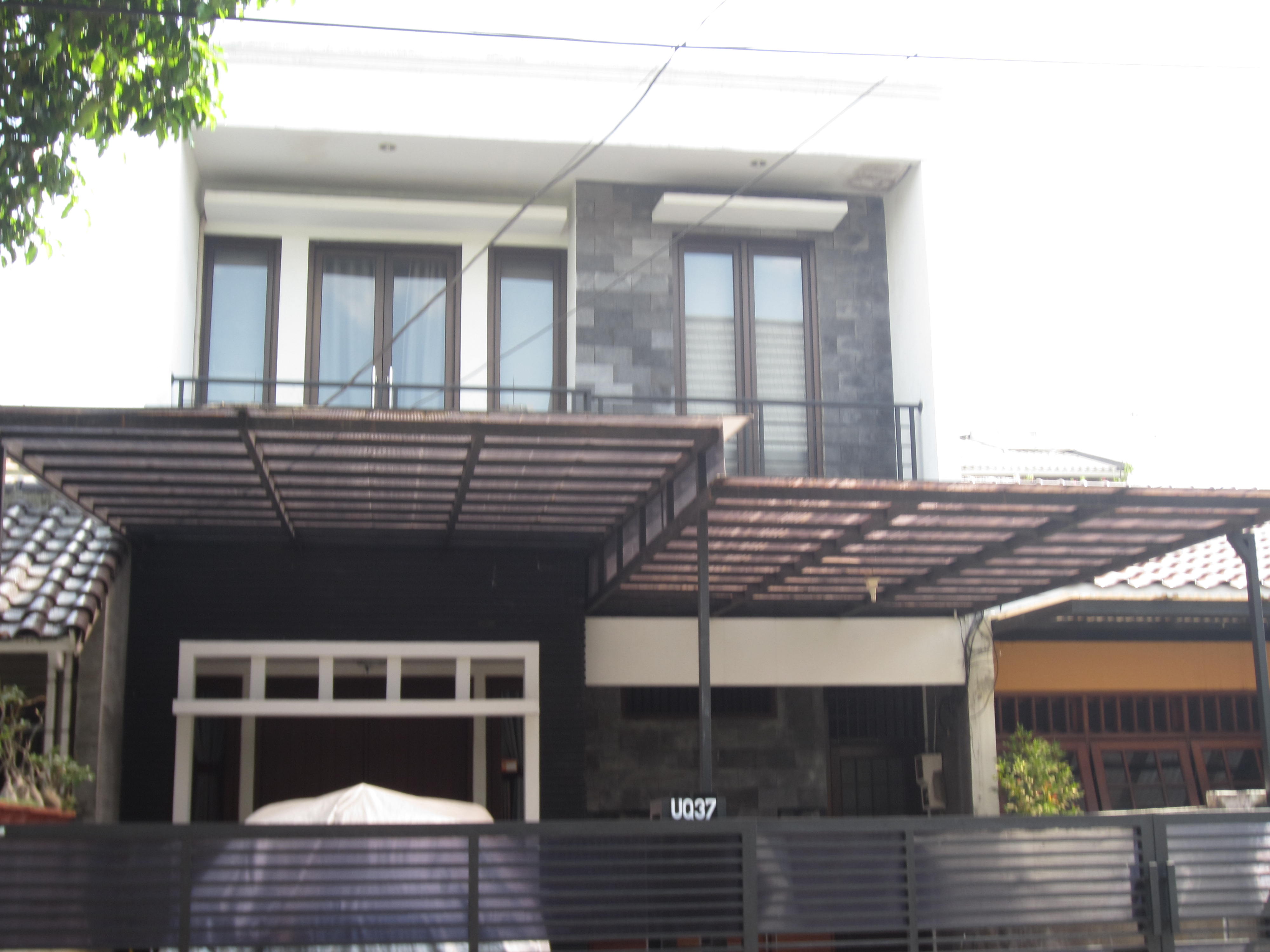 Rumah Minimalis di Pondok Indah. Bisa Jalan Kaki ke PIM