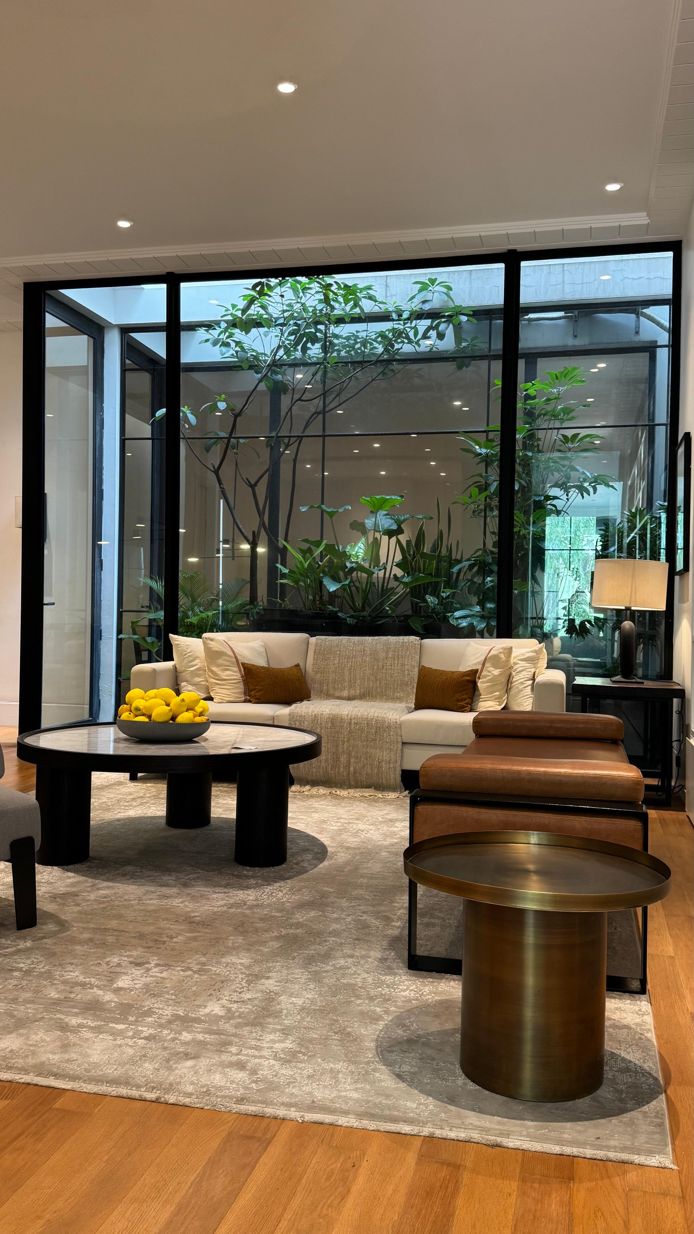 Rumah Mewah 3 Lantai Ada Roof Top, Dalam Komplek Ekslusif di Pondok Indah Dekat Pim