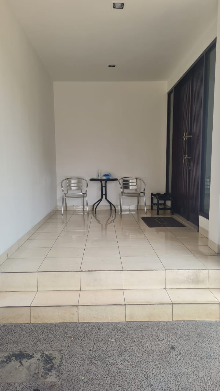 Dijual Rumah Murah di Pinang Nikel Pondok Indah. 2 Lantai Dekat Pondok Indah Mall. Minimalis