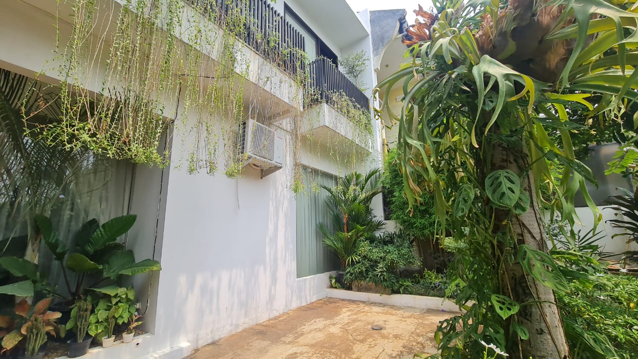 Dijual Rumah Murah di Pinang Nikel Pondok Indah. 2 Lantai Dekat Pondok Indah Mall. Minimalis