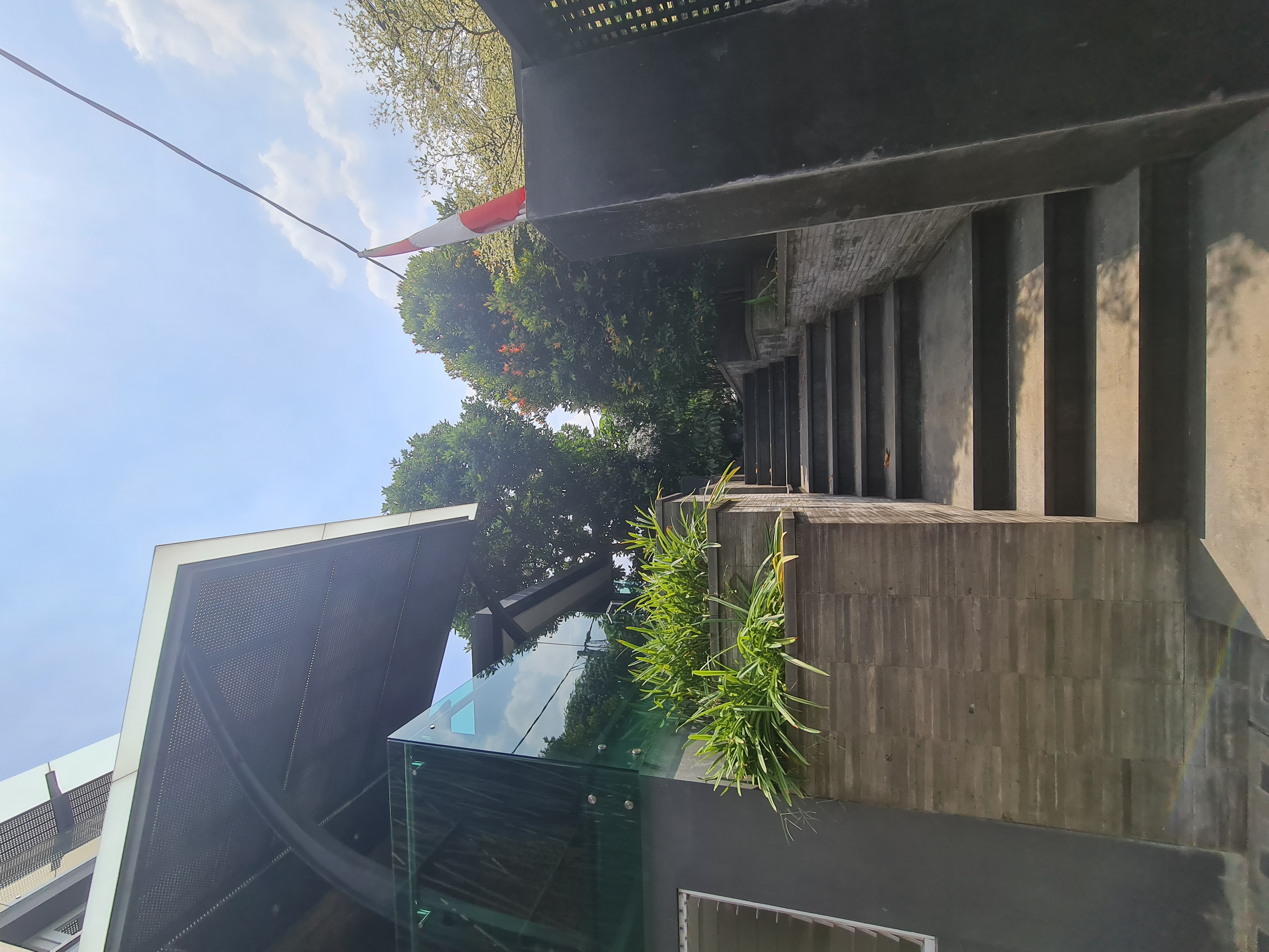 Rumah Mewah dan Lux Depan Taman, Dekat Pondok Indah Mall