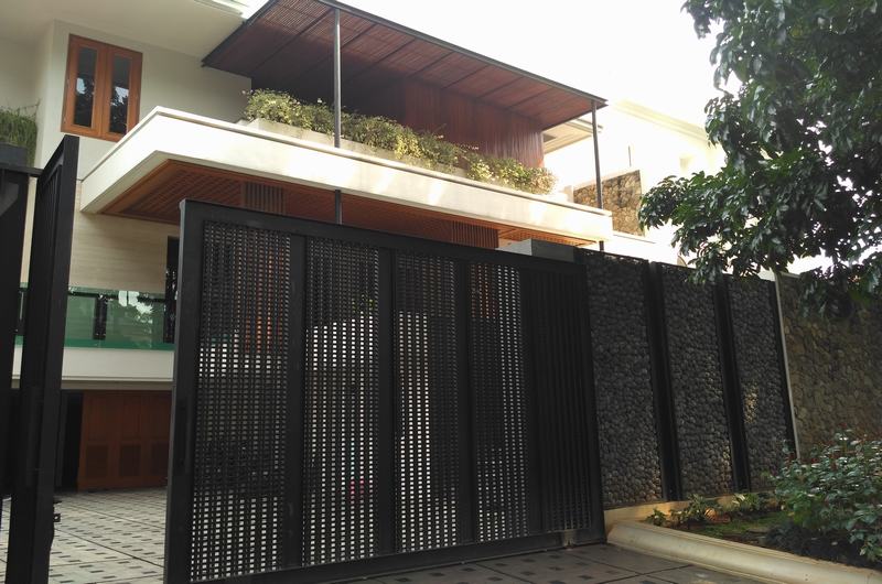 Rumah Baru, Lux Di Pondok Indah, Area Tenang,jalan Lebar