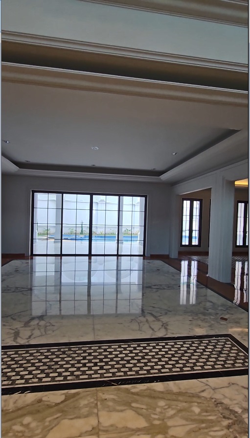 Rumah Mewah Brand New di Pondok Indah