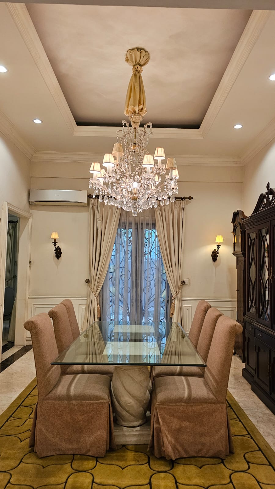 Jual Rumah Mewah 2 Lantai di Pondok Indah Halaman Luas Bisa Klinik Kantor Resto