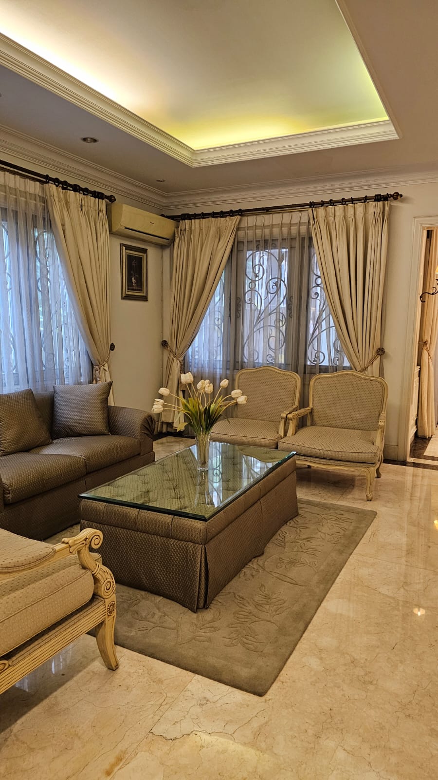 Jual Rumah Mewah 2 Lantai di Pondok Indah Halaman Luas Bisa Klinik Kantor Resto