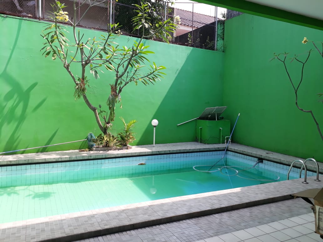 Rumah 2 Lantai di Pondok Indah