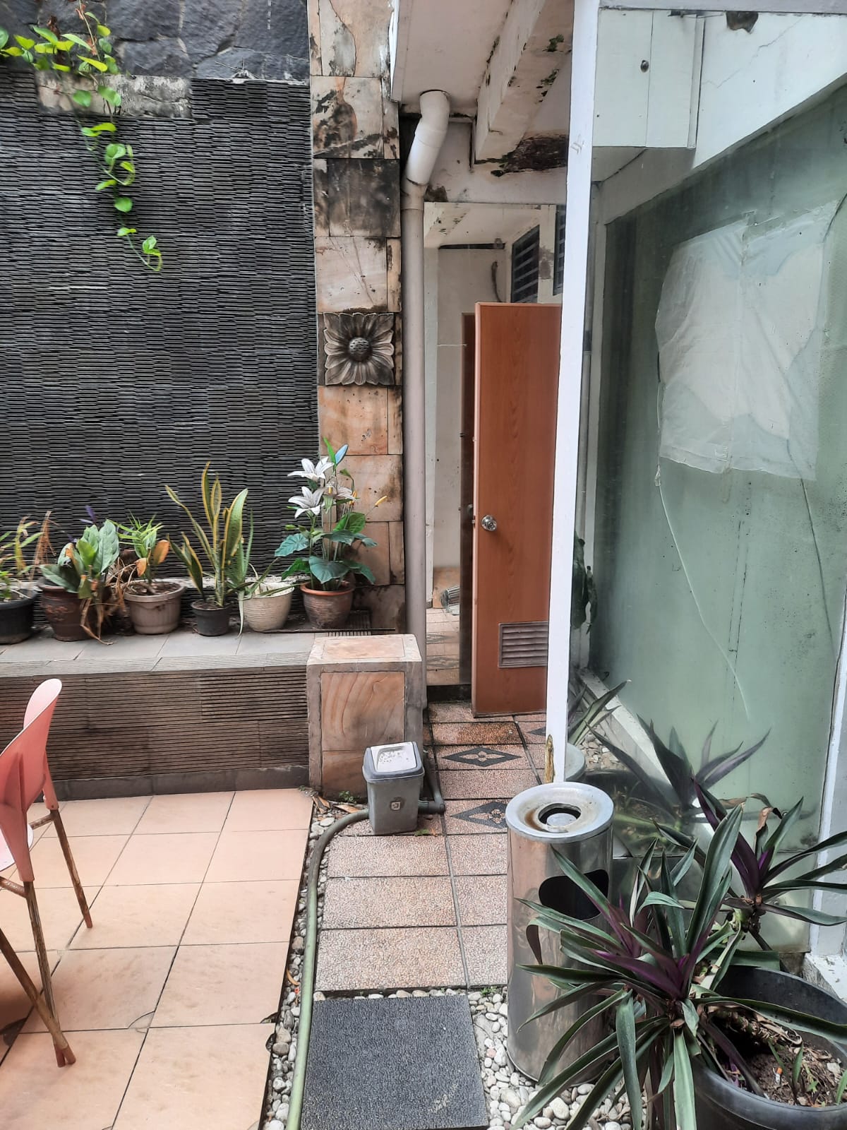 Bangunan Cocok Usaha Dekat SCBD