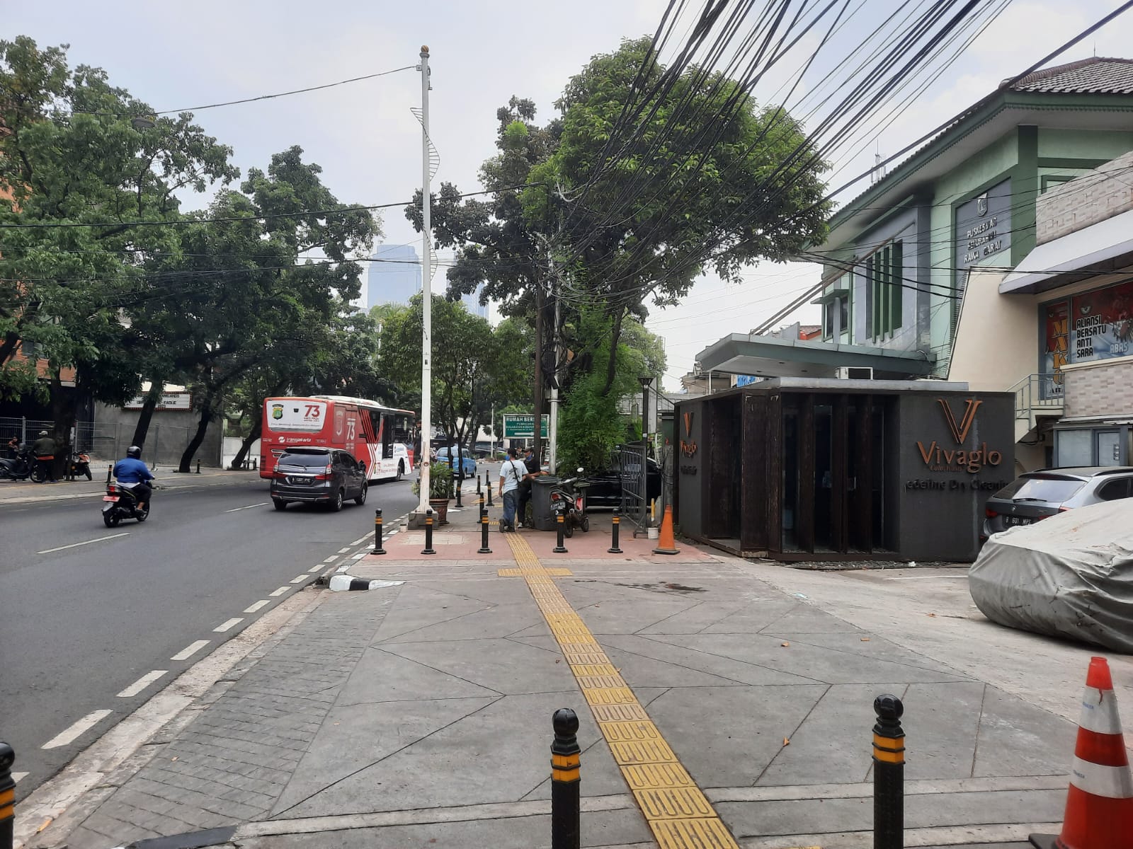 Bangunan Cocok Usaha Dekat SCBD