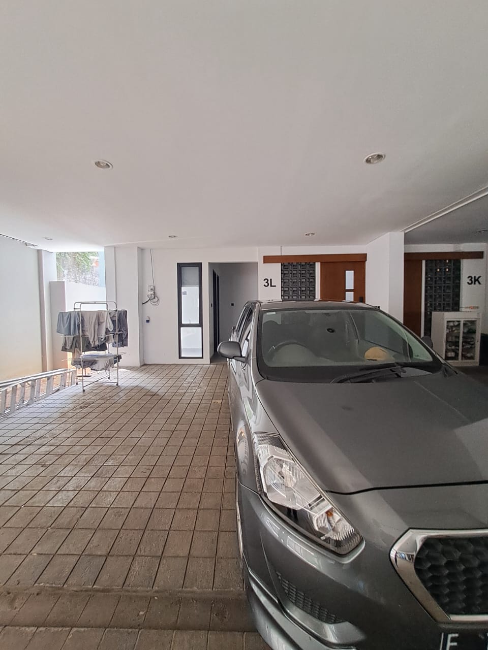 Rumah Mewah 3.5 Lantai Dijual di Area Premium Kemang – Super Eksklusif