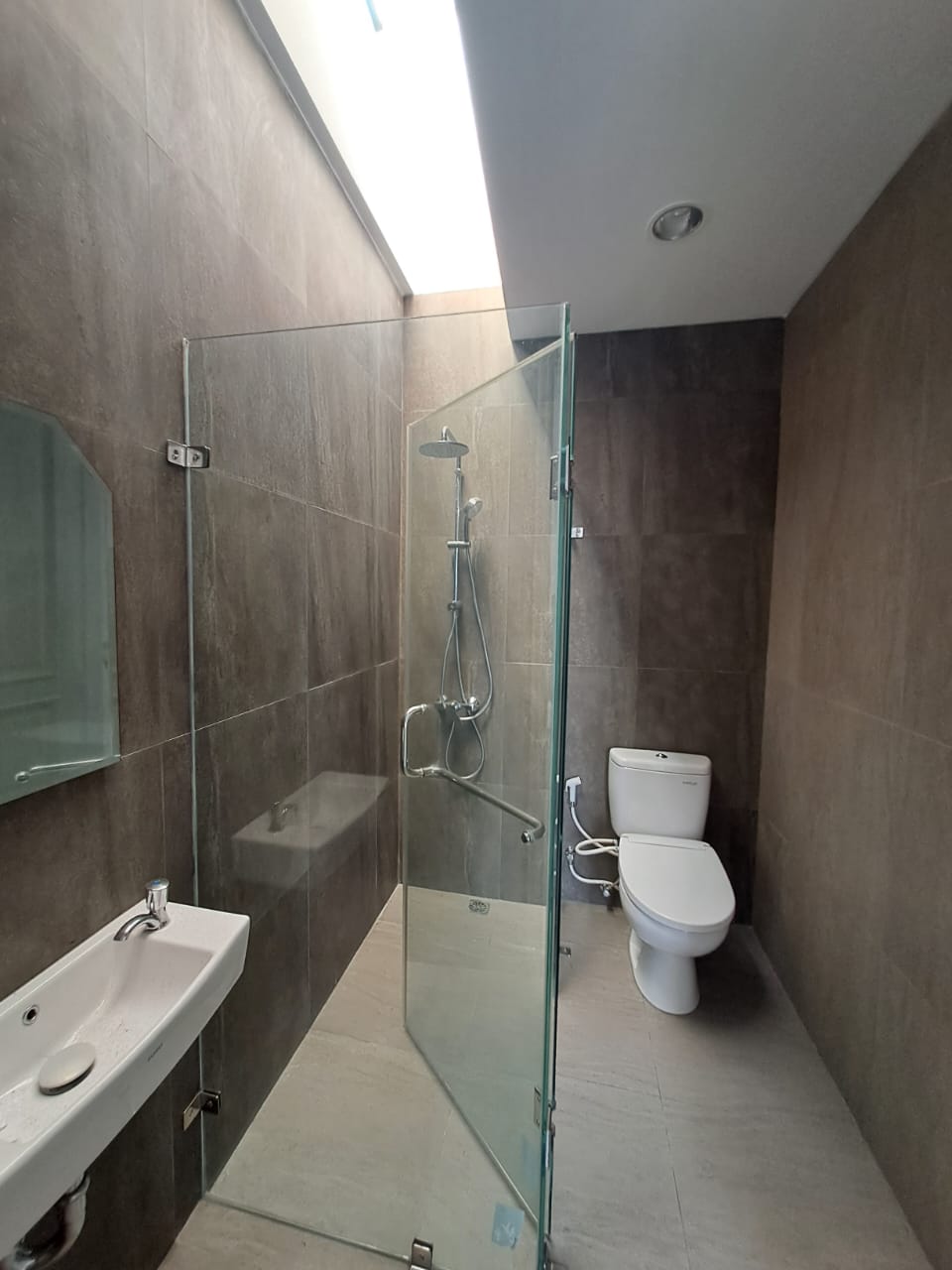 Rumah Mewah 3.5 Lantai Dijual di Area Premium Kemang – Super Eksklusif