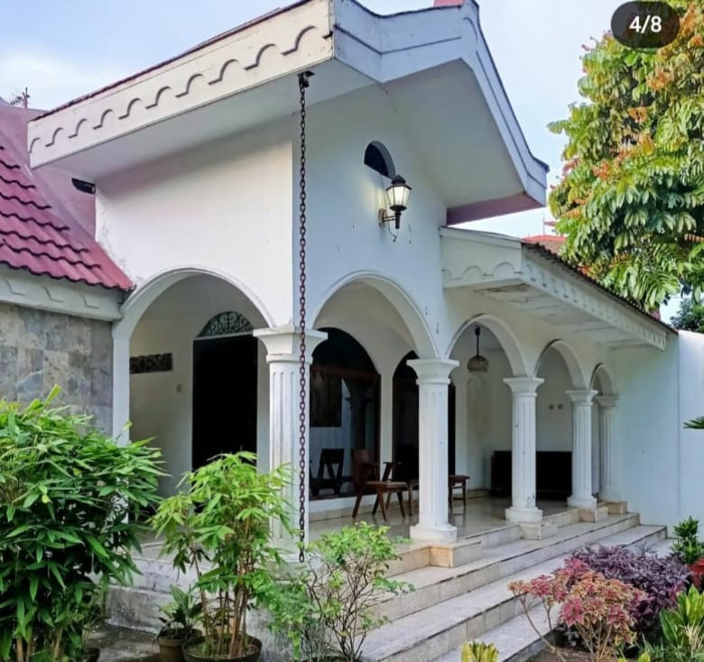 Rumah di Tanah Kusir