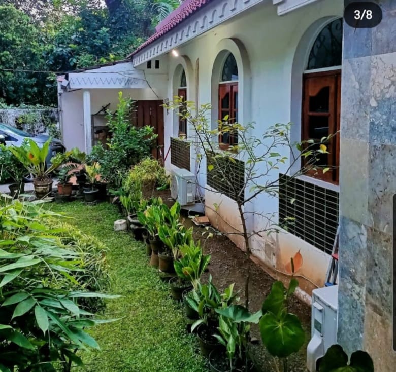 Rumah di Tanah Kusir