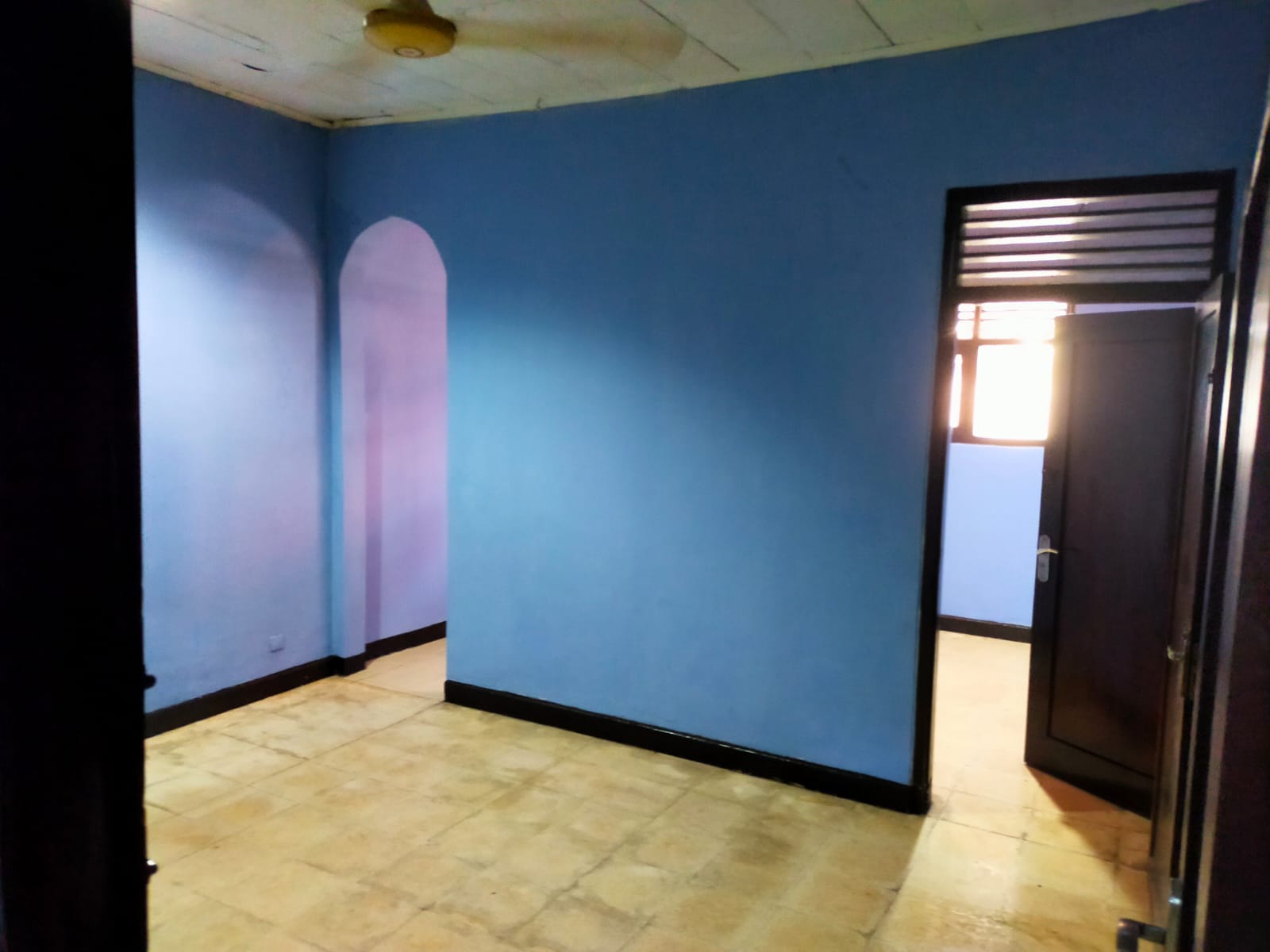 Rumah Lama Dijual di Area Panglima Polim, Dekat MRT Blok A