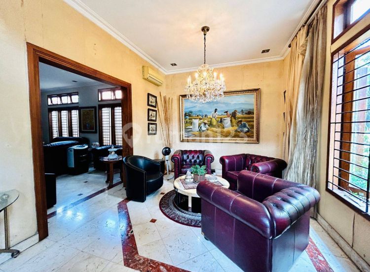 Rumah Mewah 2 Lantai dengan tambahan 4KT kost, Lokasi Senopati