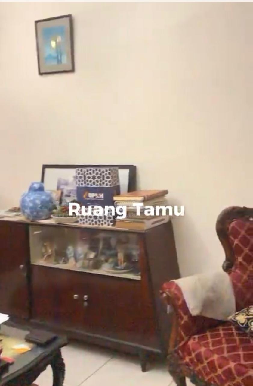 Rumah 2 Lantai di Petogogan, Ada Studio Music dan Taman