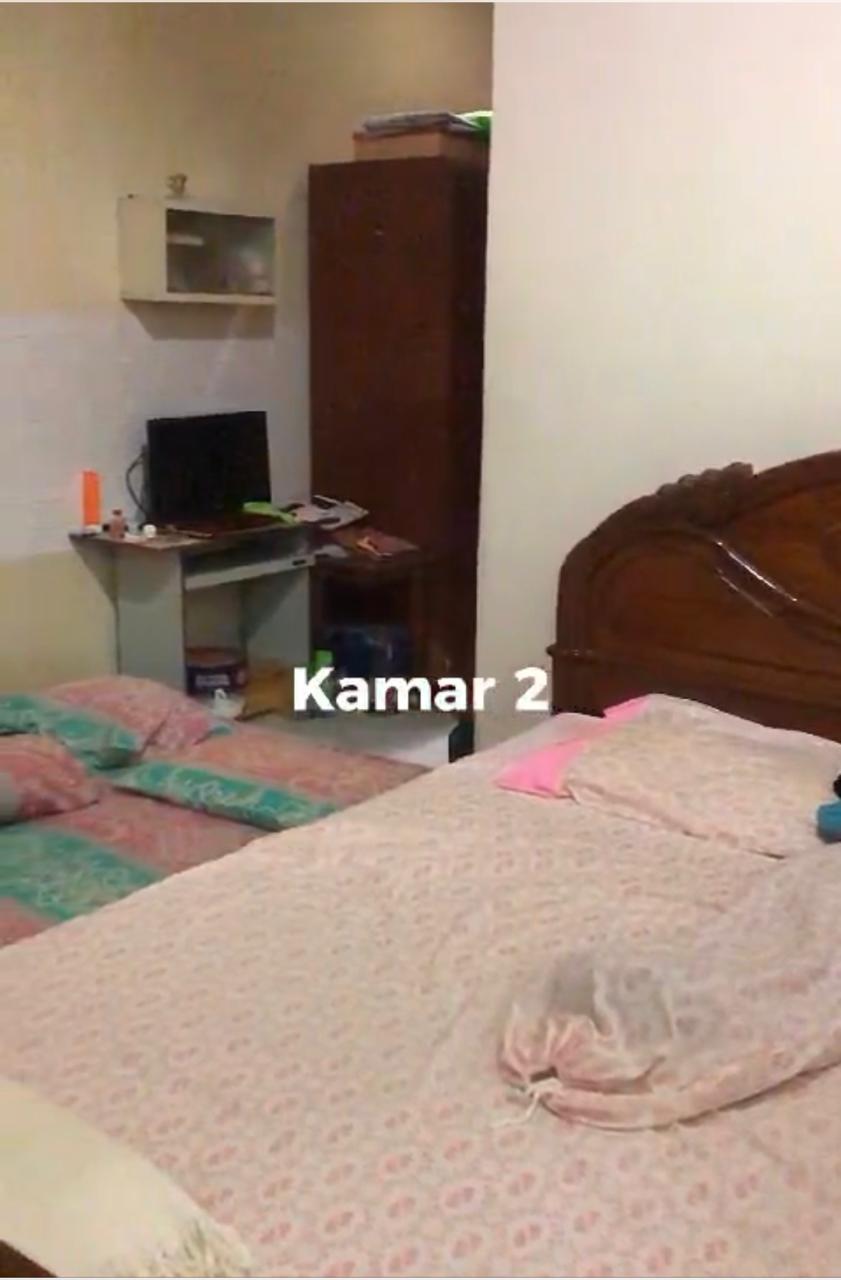 Rumah 2 Lantai di Petogogan, Ada Studio Music dan Taman