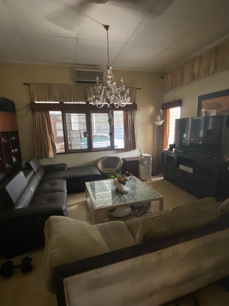 Jual Rumah Hitung Tanah Area Kyai Maja - Rumah Pojok, Lingkungan Tenang, Jalan 2 Mobil