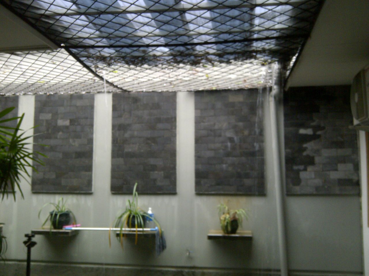 Rumah di Pejaten Barat, Dalam Komplek