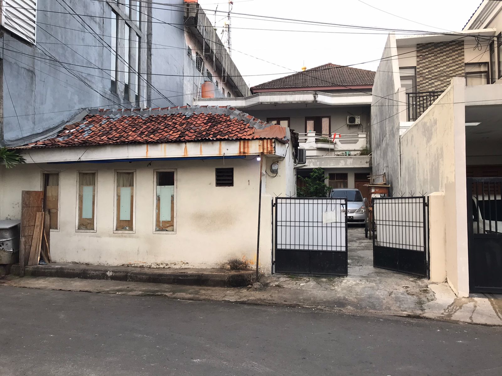Rumah Lama Area Radio Dalam, Dekat PIM, MRT, Cocok Mess atau Kantor