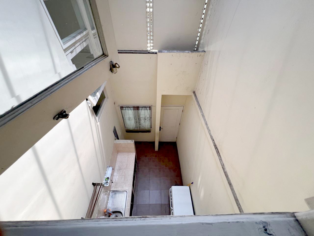 Rumah Dijual di Pondok Indah, 2 Lantai