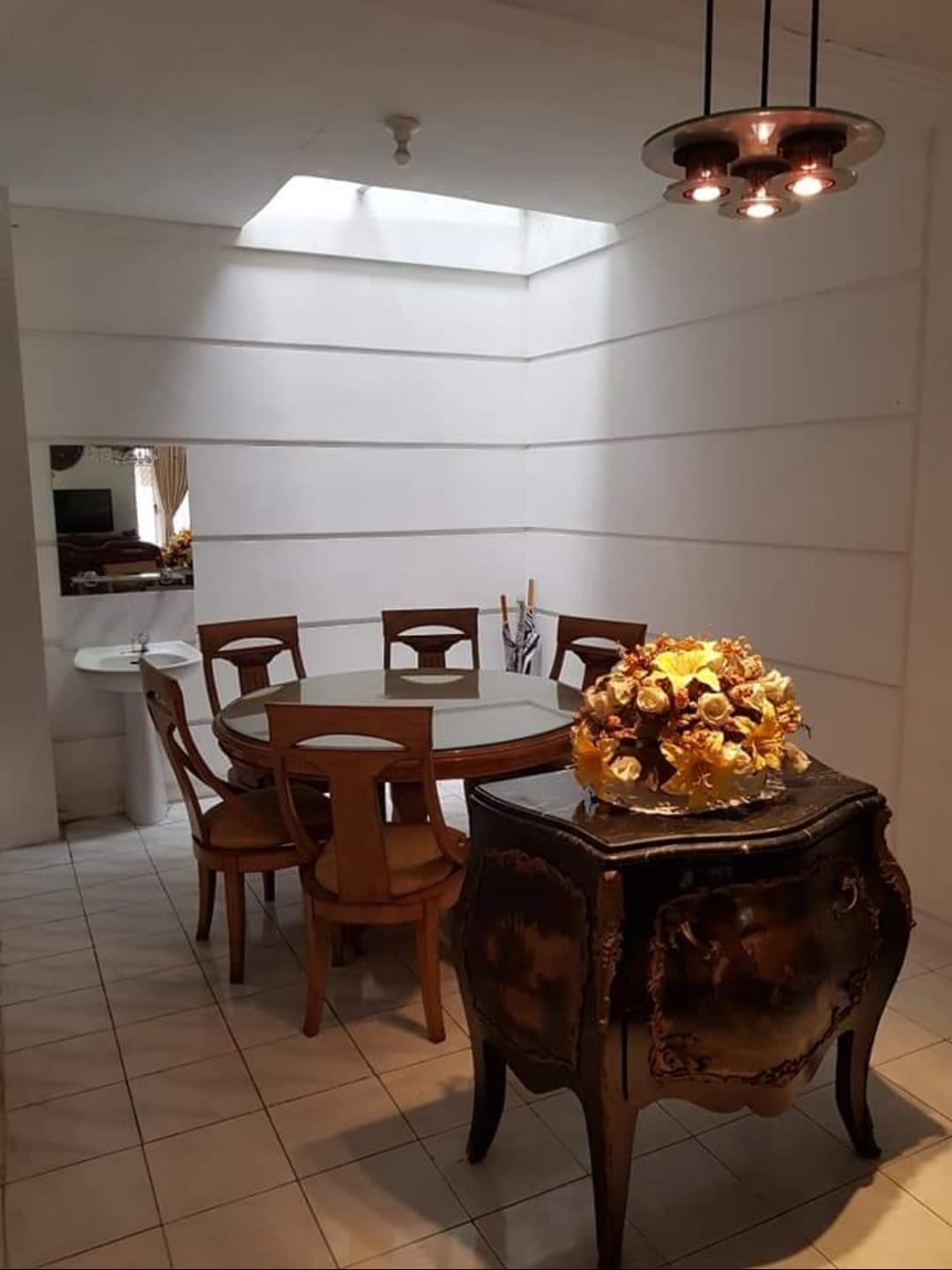 Rumah Full Furnished di Pondok Indah, Dekat PIM