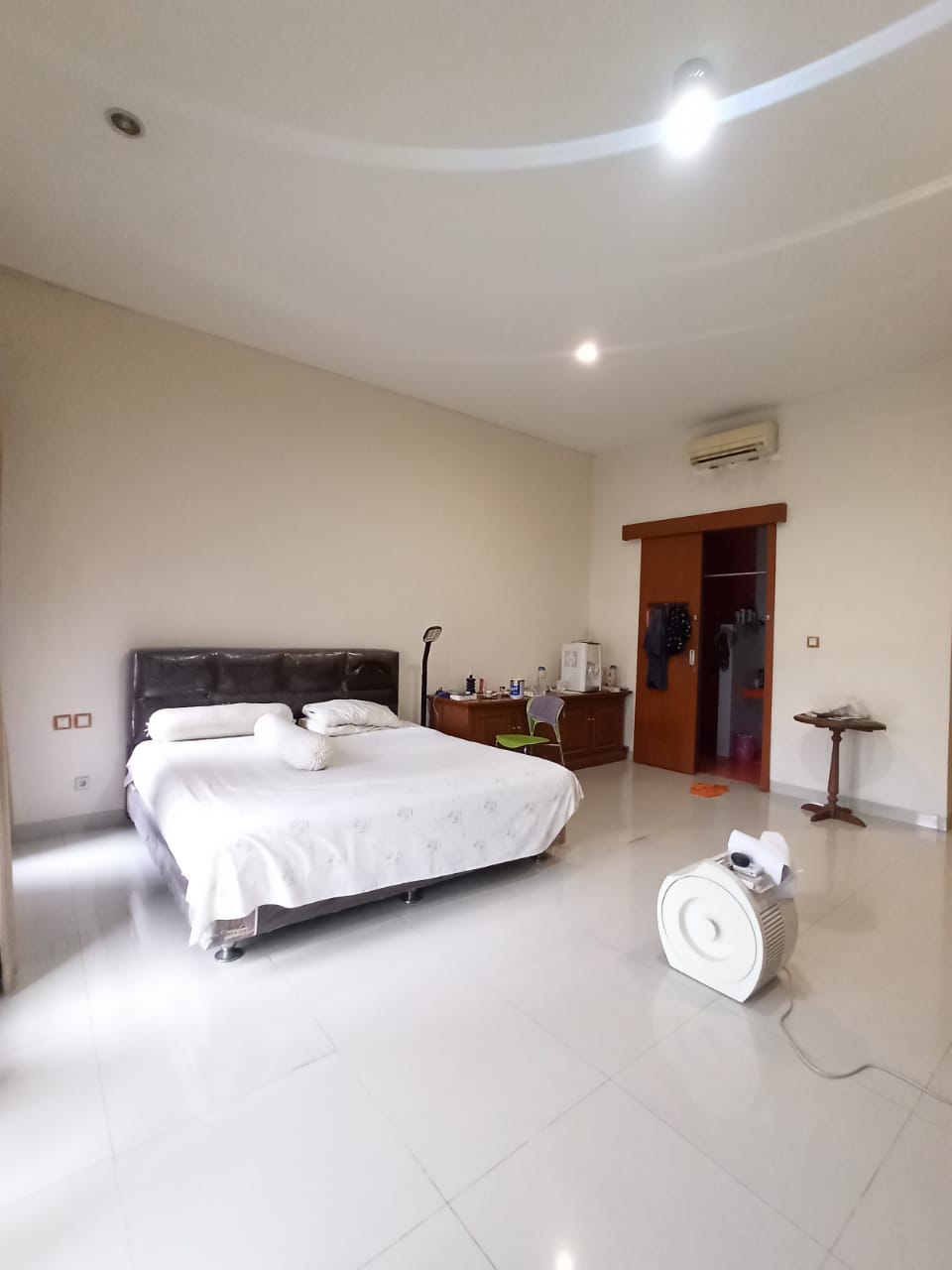 Dijual Rumah 2 Lantai di Pondok Indah