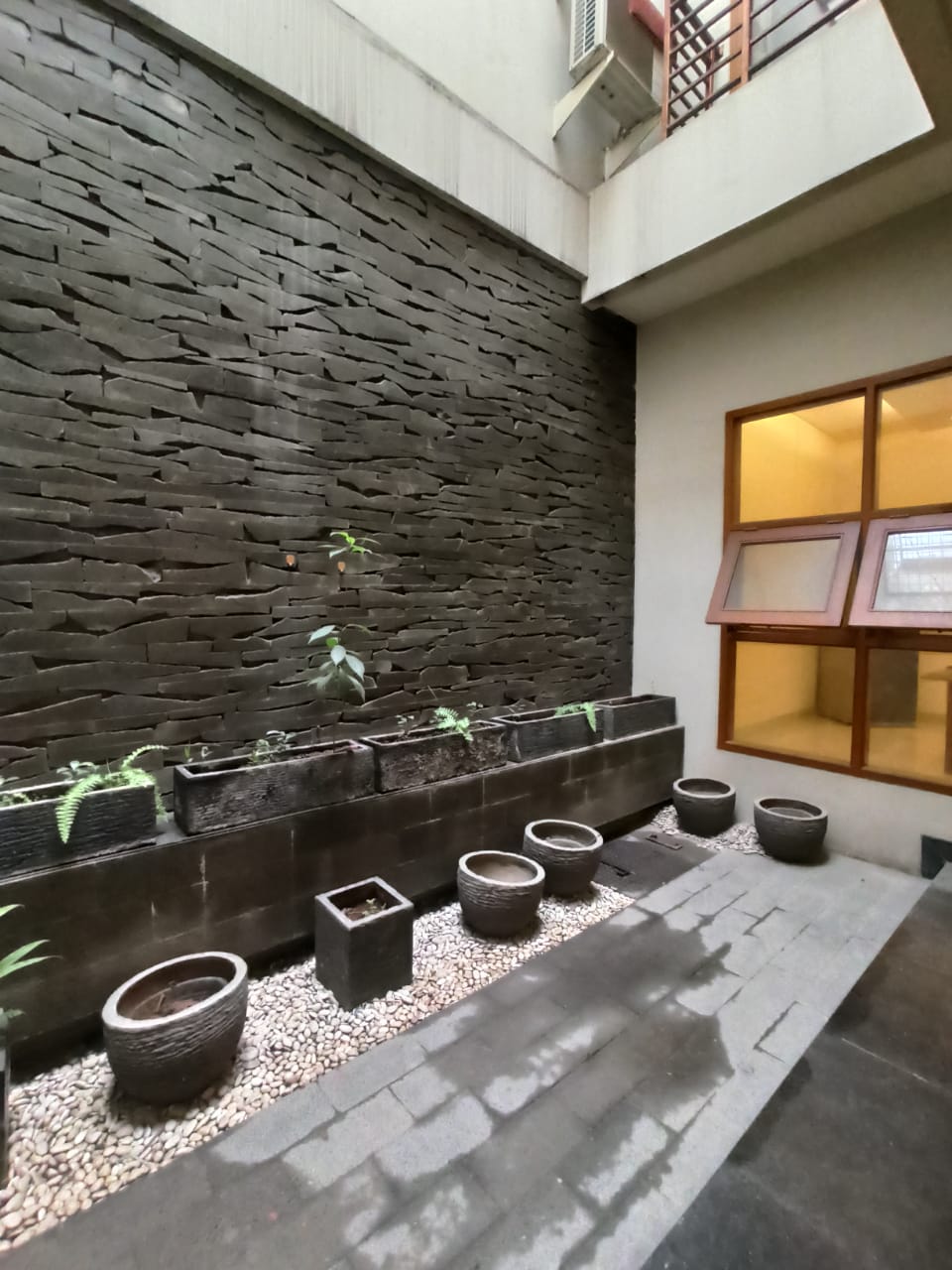 Dijual Rumah 2 Lantai di Pondok Indah