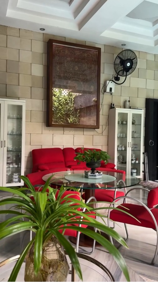 Rumah Mewah Furnised, Bernuansa Tropis Resort Bali. Ada Ruangan Fitness, Ada Pool