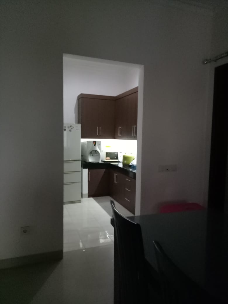 Rumah 2 Lantai di De Latinos BSD, Ada Water Heater Solahart