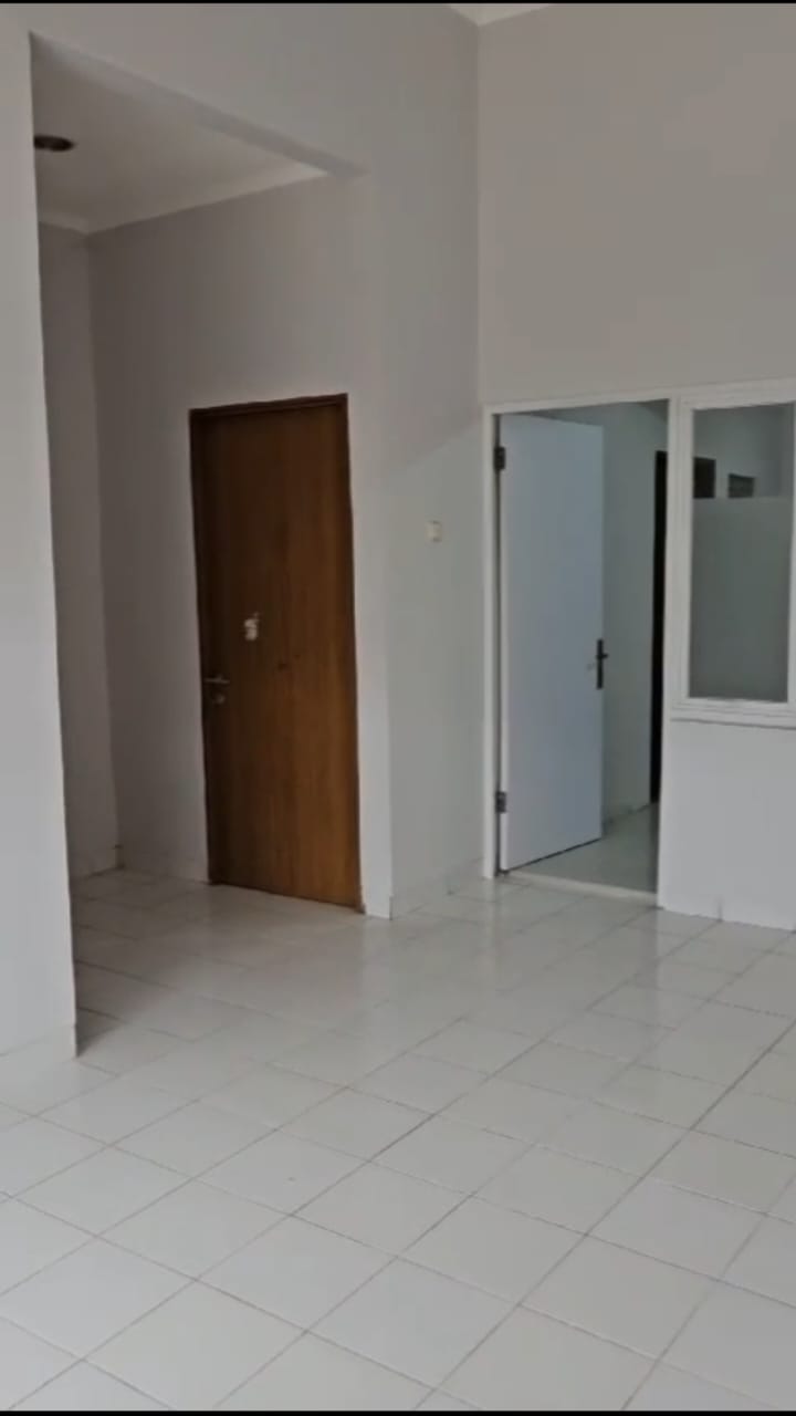 Rumah Dalam Komplek di Depok