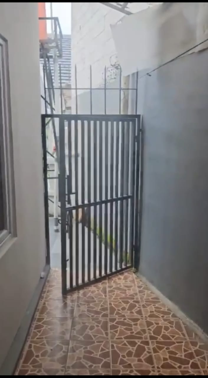 Rumah Dalam Komplek di Depok